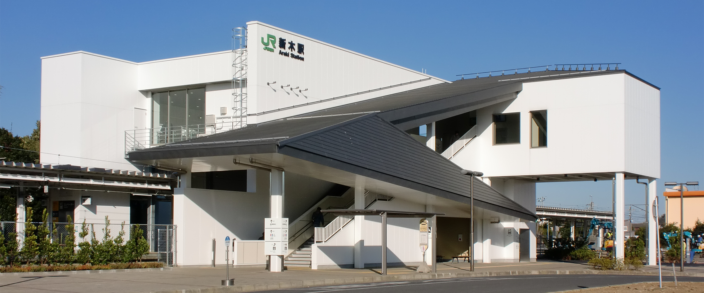 瀧澤建材株式会社｜金属製サッシやドア、手摺、笠木、庇などの制作・施工